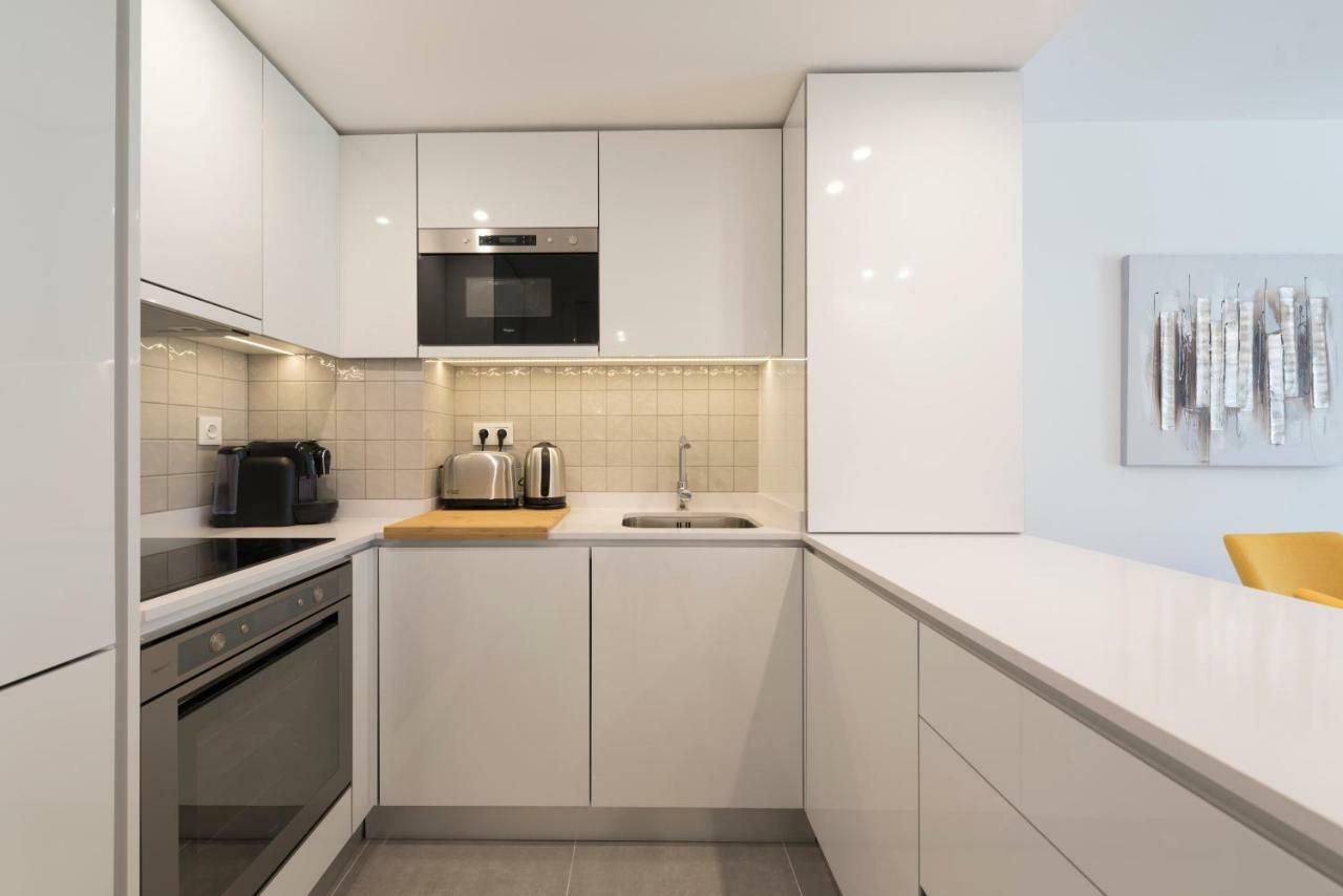 Lovelystay - Downtown Balcony Apartment With Free Parking ปอร์โต ภายนอก รูปภาพ
